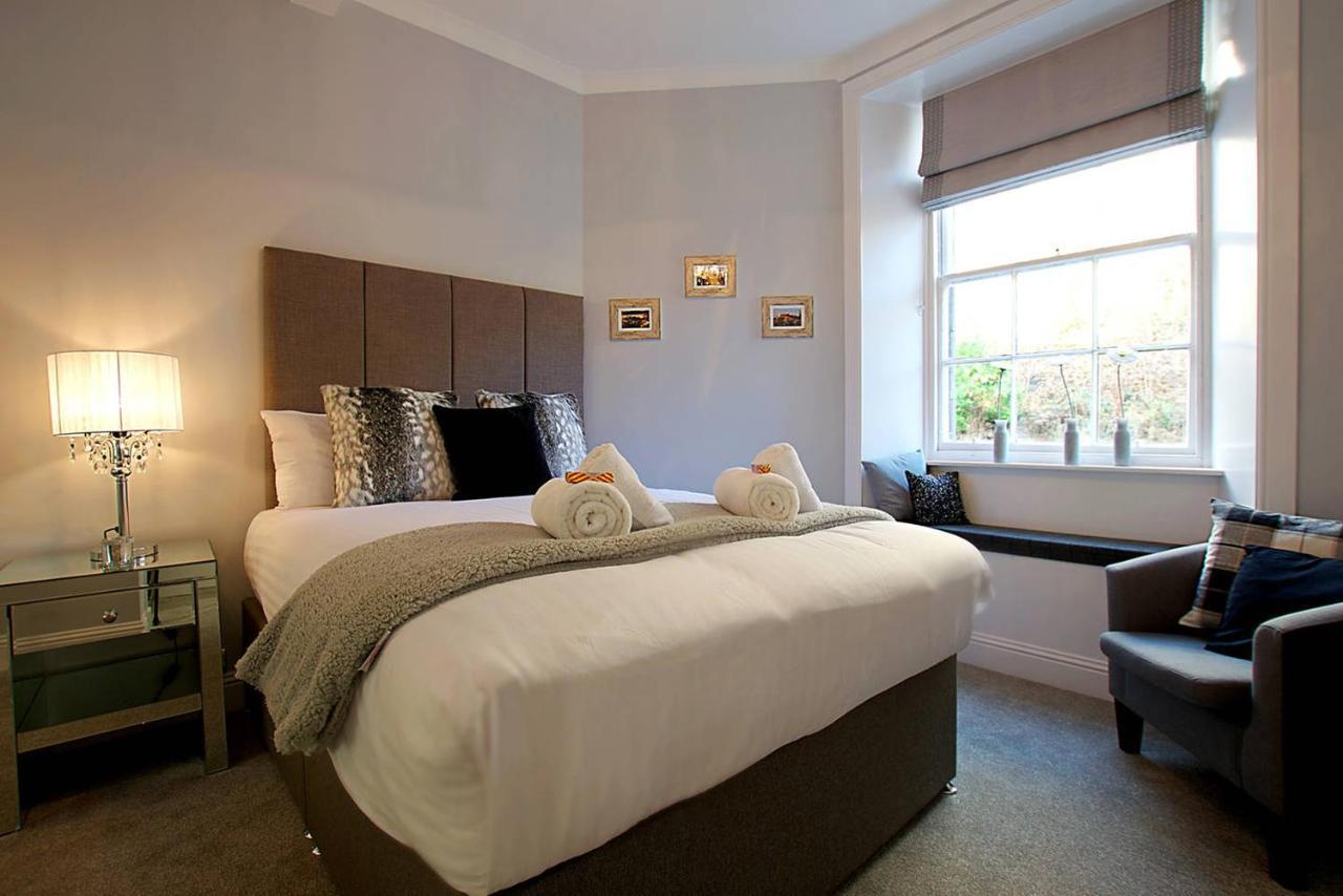 Joivy Unique Old Town Stay Under Edinburgh Castle Luaran gambar